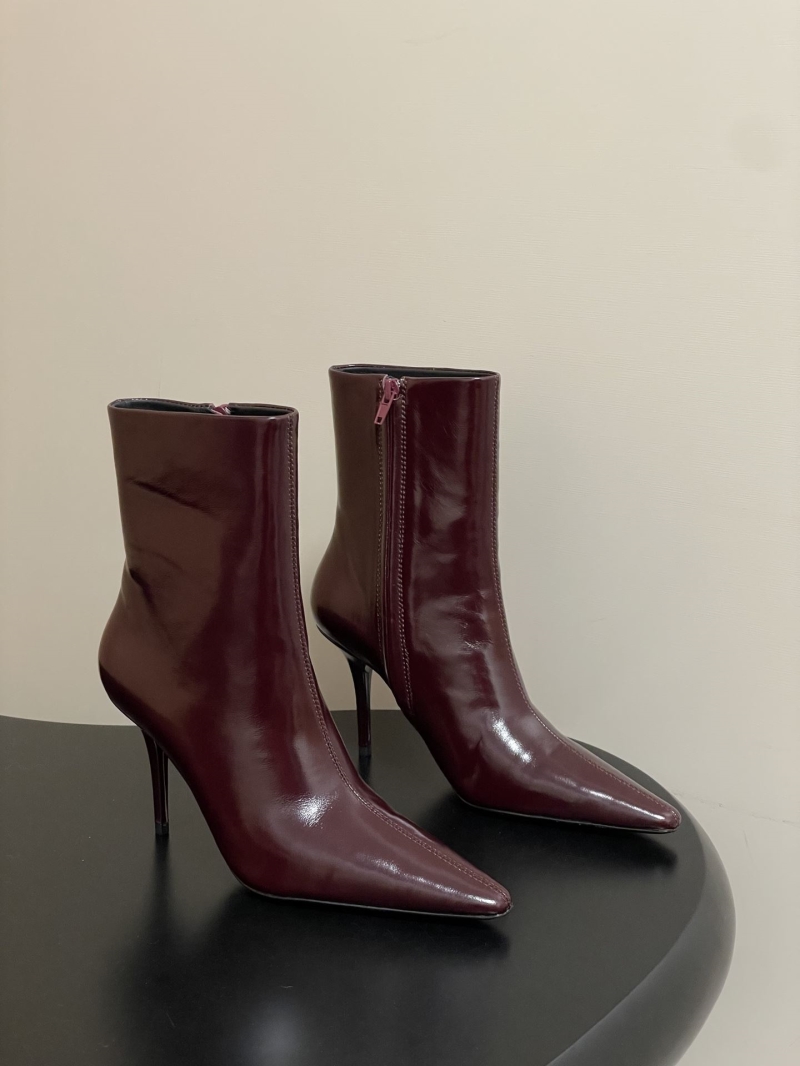 Y51 boots